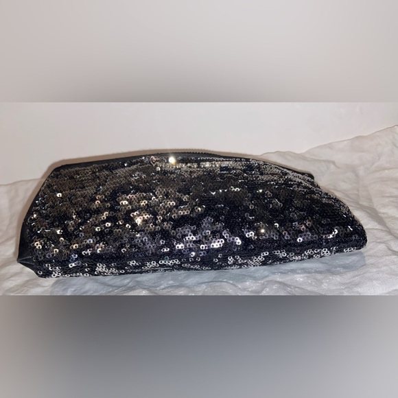 Women’s Victoria's Secret Black Sequin Clutch Bag Limited Edition - Picture 4 of 14